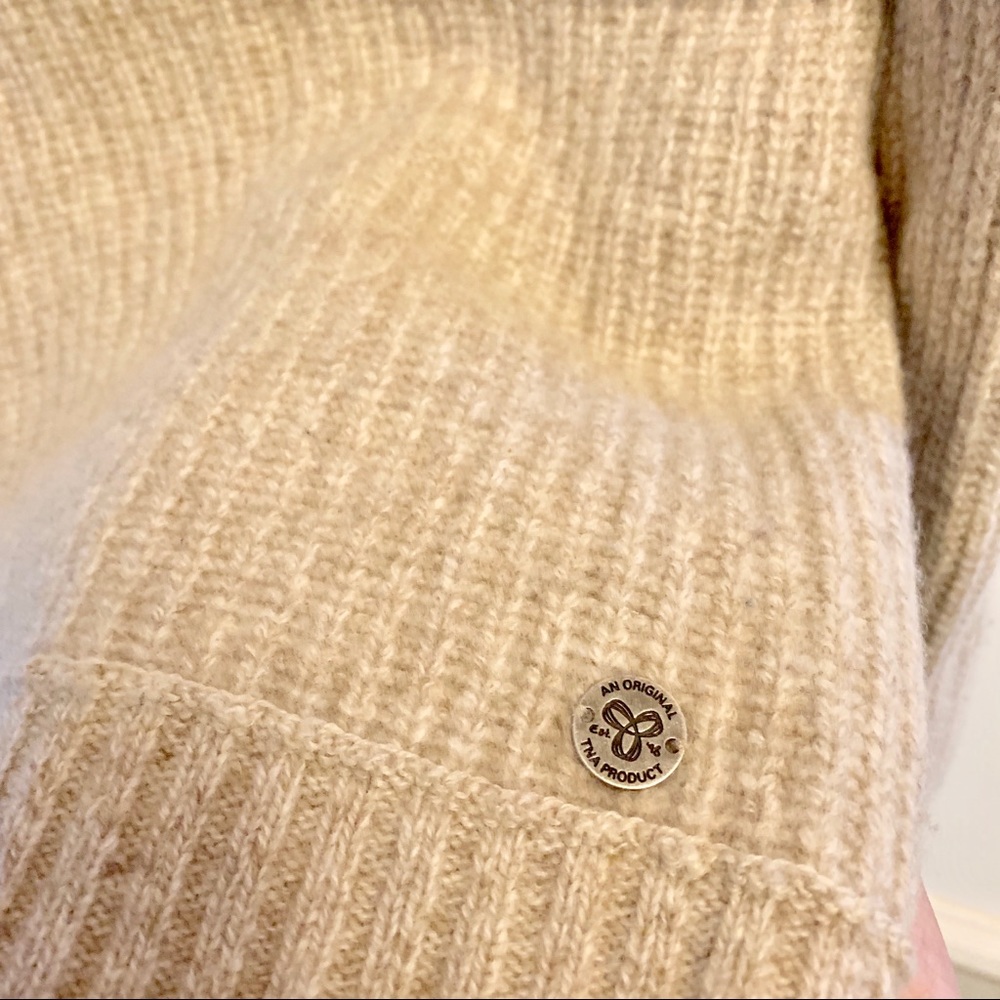 TNA knit sweater purchased and never worn - Picture 3 of 5